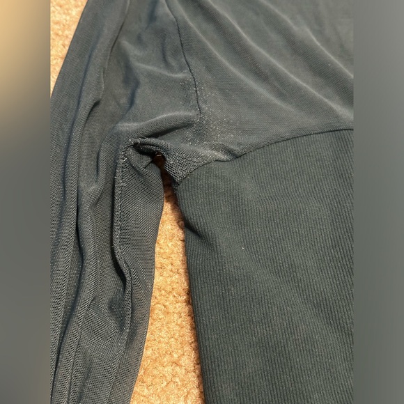 Free People Seamless Mesh Intimately Light up Layering Top M/L - Picture 5 of 6